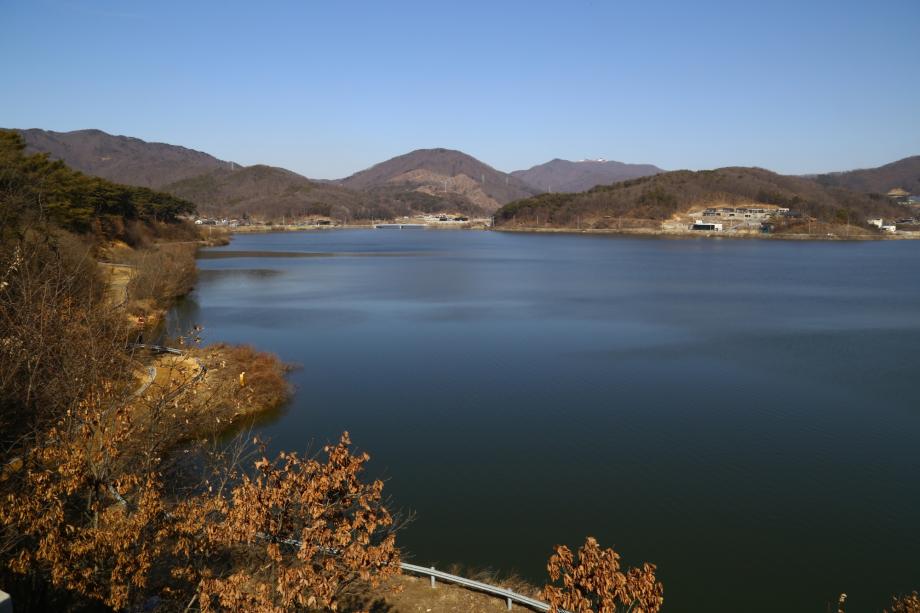 용연저수지 천안시 국민여가캠핑장과 목천향교 천안 여행