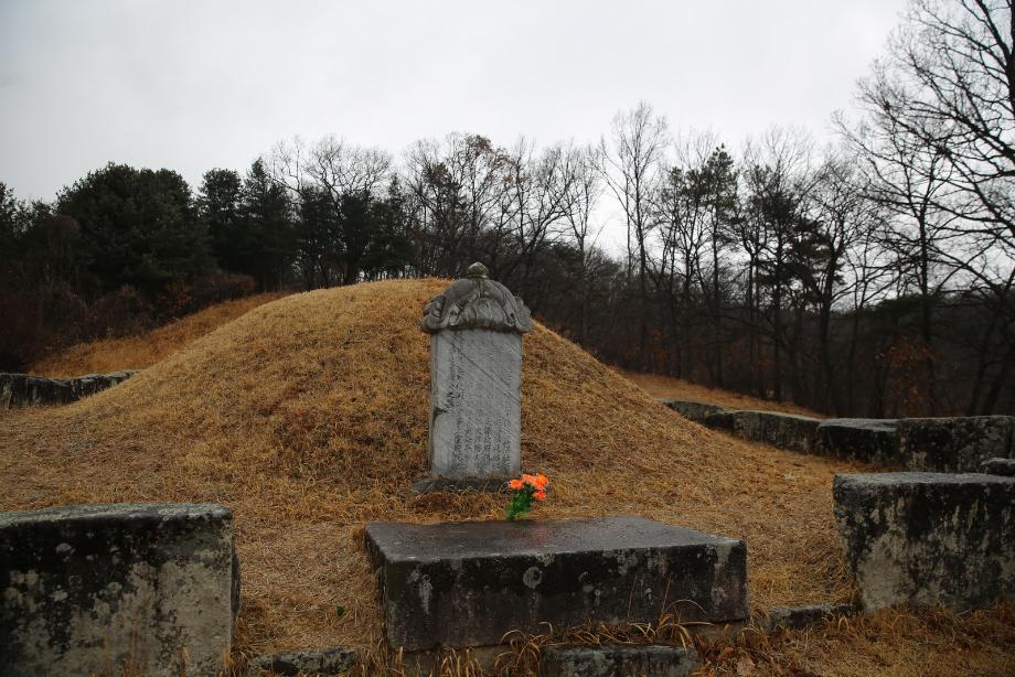 올해 충청남도 문화재로 지정된 역사적인물 천안의 한명회 묘소